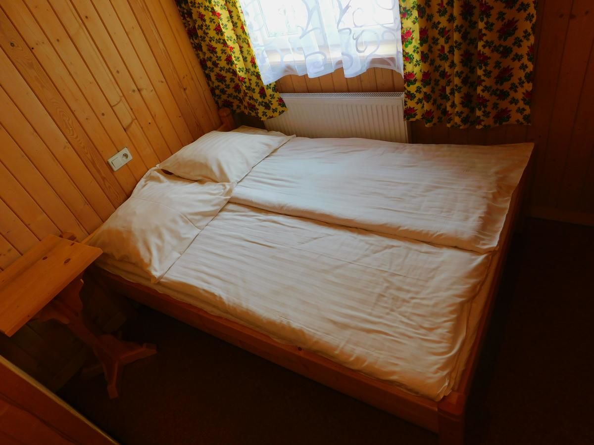 Отели типа «постель и завтрак» Dom wypoczynkowy U Kuby Бялка-Татшаньска-15